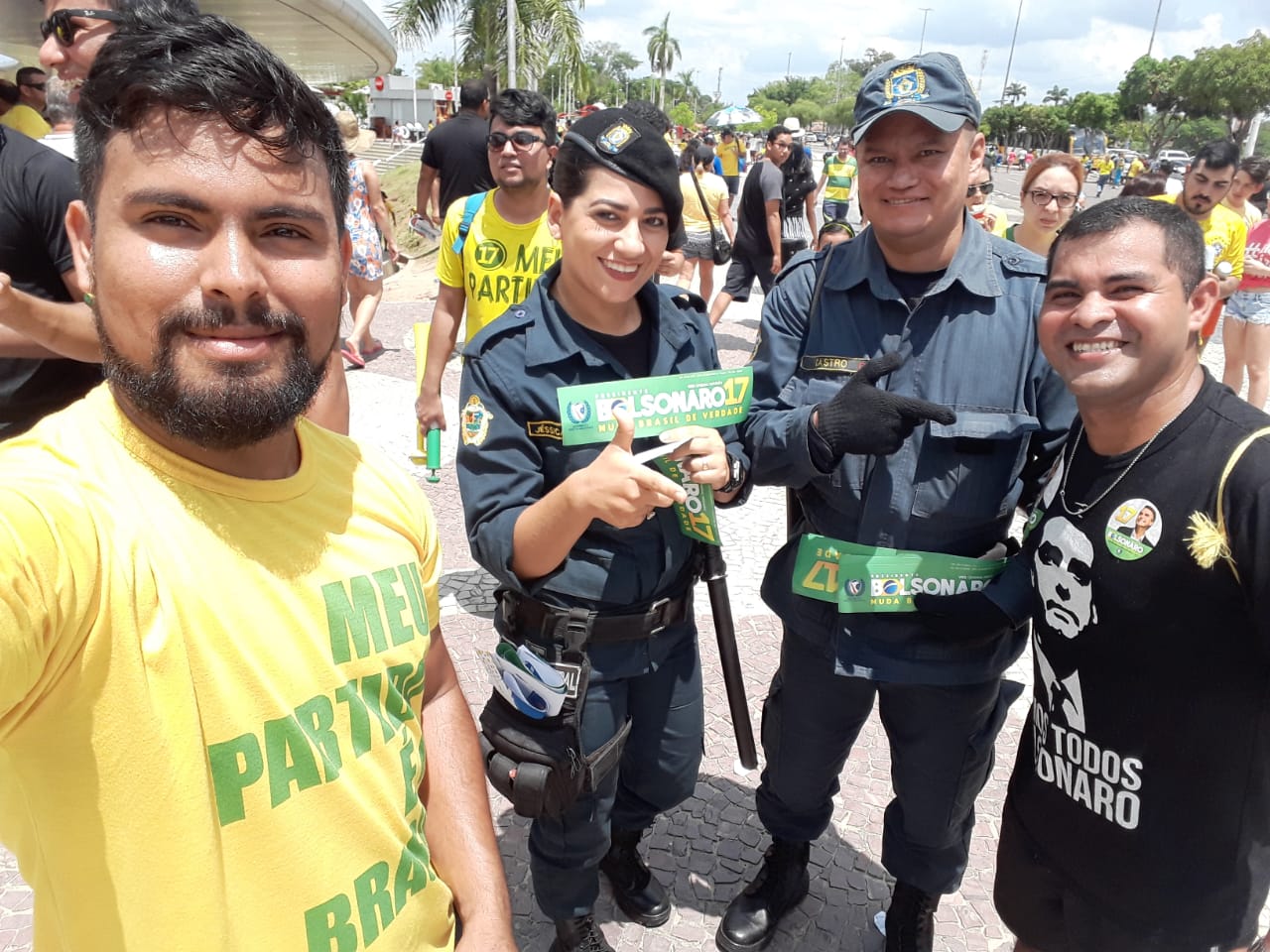 Movimento Direita Amazonas realiza ato histórico em Manaus 17