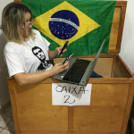 Nas redes sociais, apoiadores de Bolsonaro ironizam reportagem da Folha sobre 'Caixa 2' 17