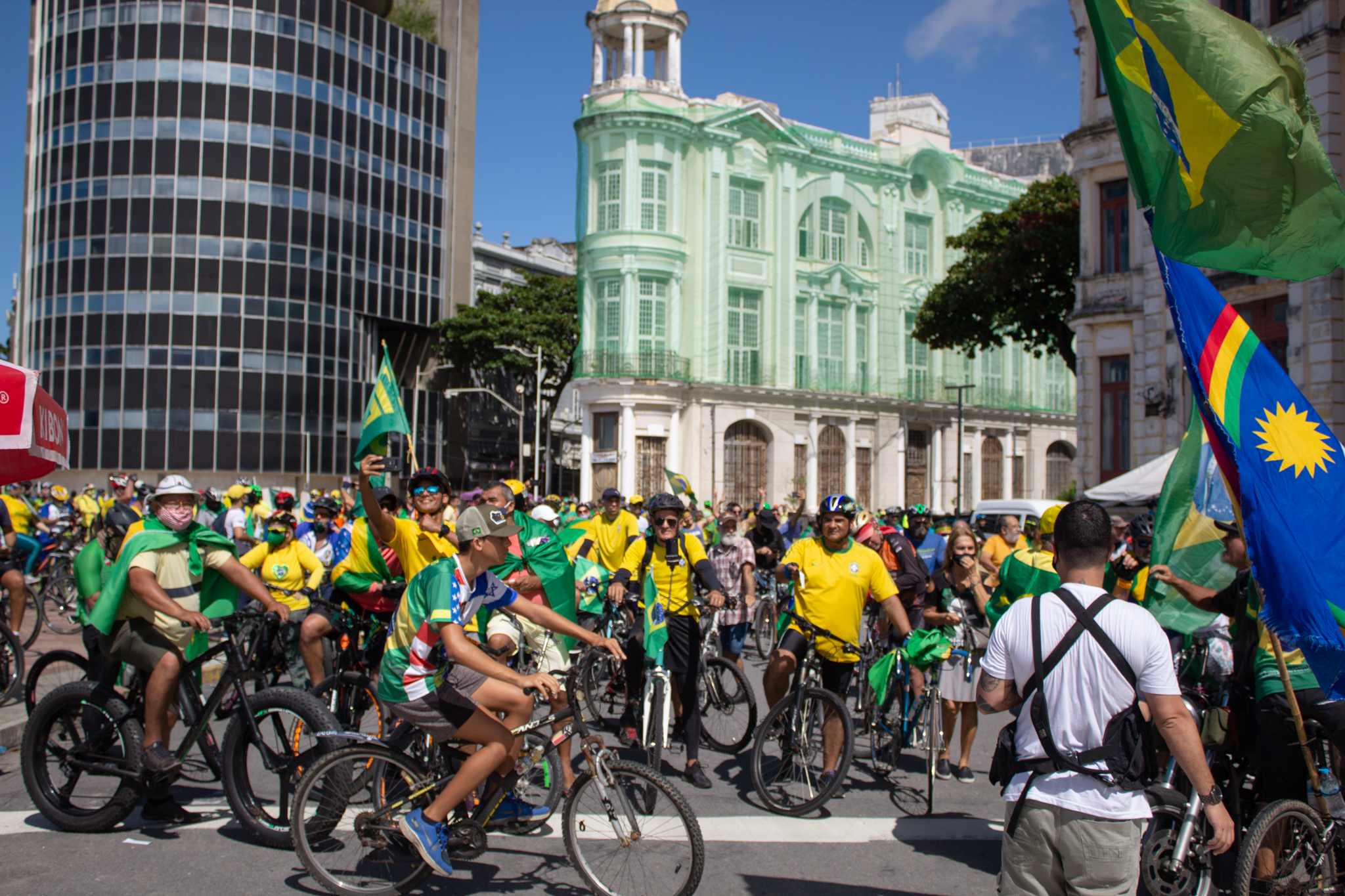 Veja fotos e vídeos da ‘bicicletada' pelo voto impresso auditável no Recife 14