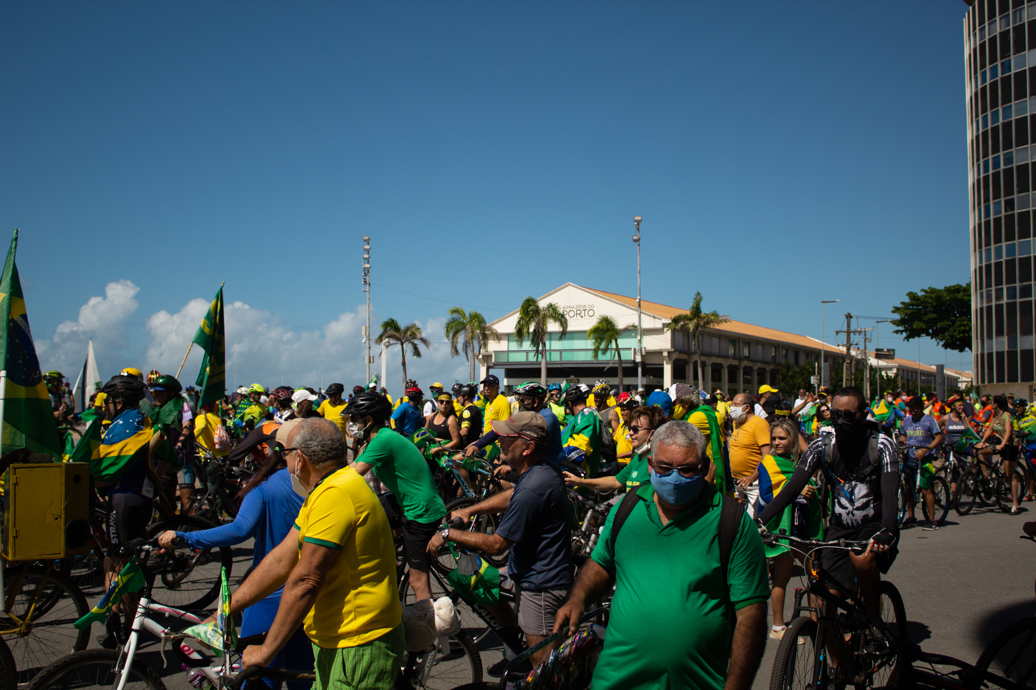 Veja fotos e vídeos da ‘bicicletada' pelo voto impresso auditável no Recife 13