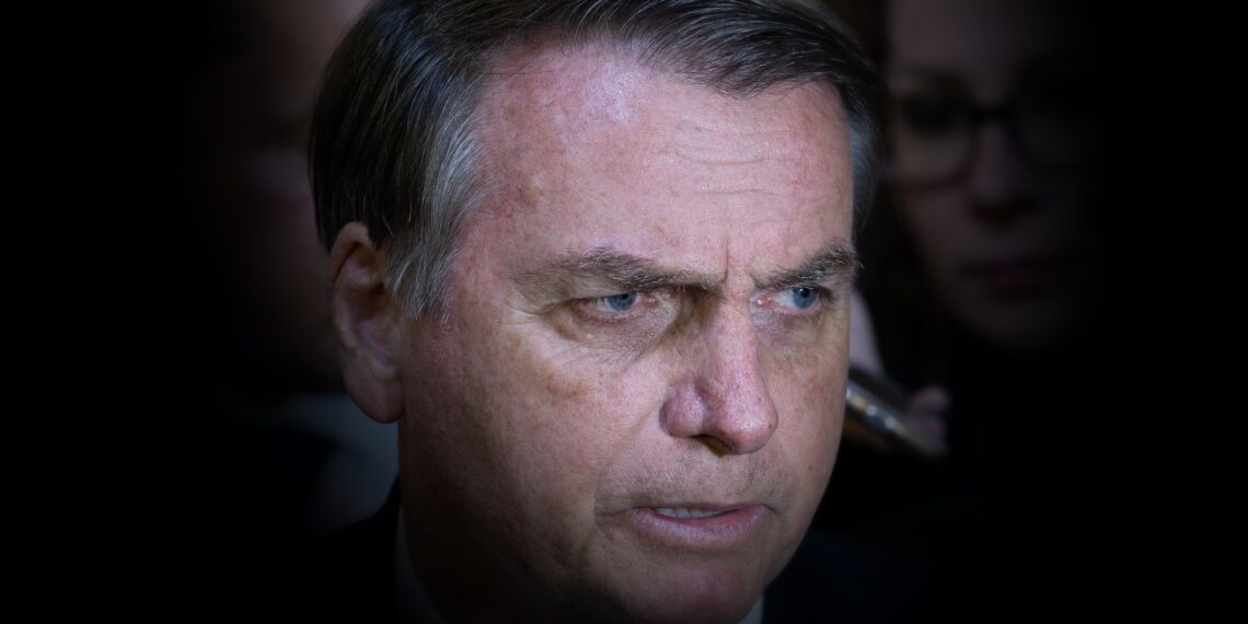 Bolsonaro vira primeiro ex-presidente a ser alvo da PF não por corrupção