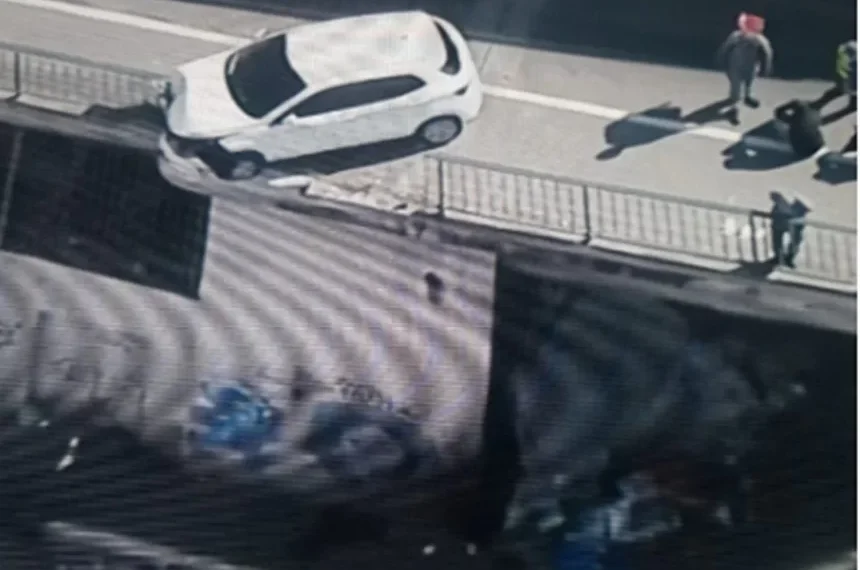 Em São Paulo, motorista bate em viaduto e atinge grávida, que cai de altura de 10 metros