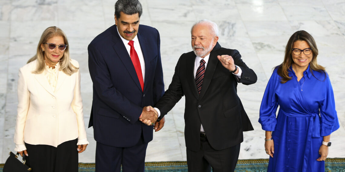 Brasília (DF), 29/05/2023 - O presidente Luiz Inácio Lula da Silva e a primeira-dama, Janja Lula da Silva, recebem o presidente da Venezuela, Nicolás Maduro, e sua esposa, Cilia Flores, no Palácio do Planalto.