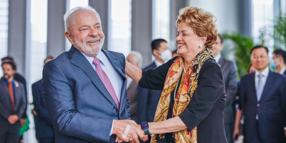 Xangai, China, 13.04.2023 - Presidente da República, Luiz Inácio Lula da Silva, na posse da Presidenta do Novo Banco de Desenvolvimento. Em seguida parrticipa de Reunião com a Presidência do Novo Banco de Desenvolvimento (NBD), Dilma Rousseff. Novo Banco de Desenvolvimento (NBD) - Xangai - China.