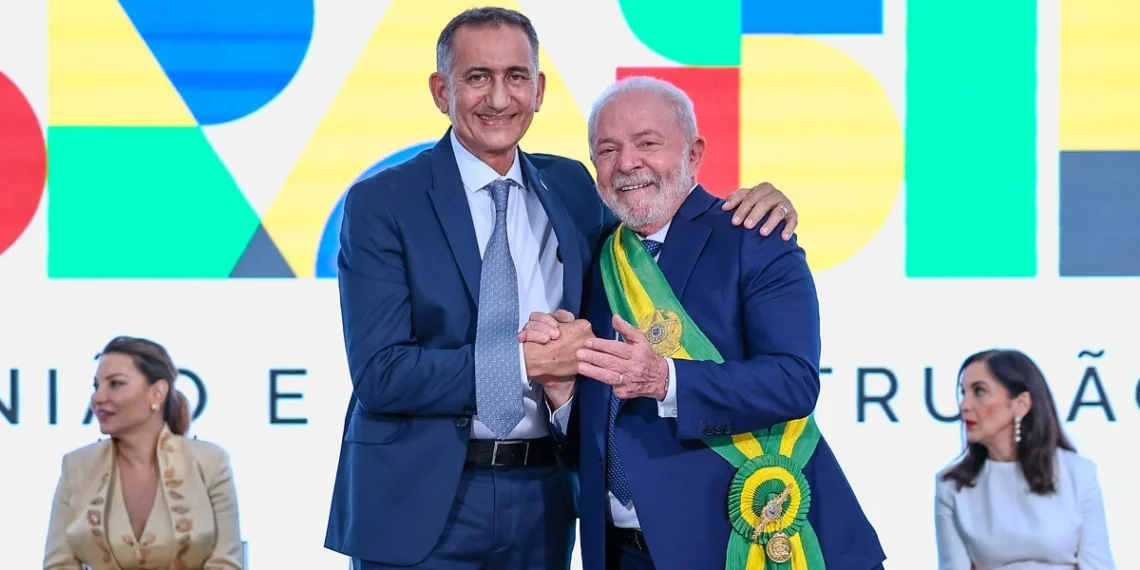 STF absolve ministro de Lula acusado de peculato