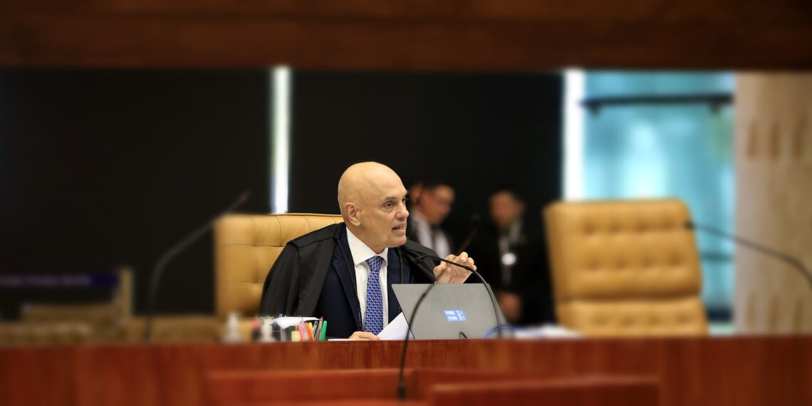 Ministro Alexandre de Moraes na sessão de encerramento do semestre Judiciário do STF.