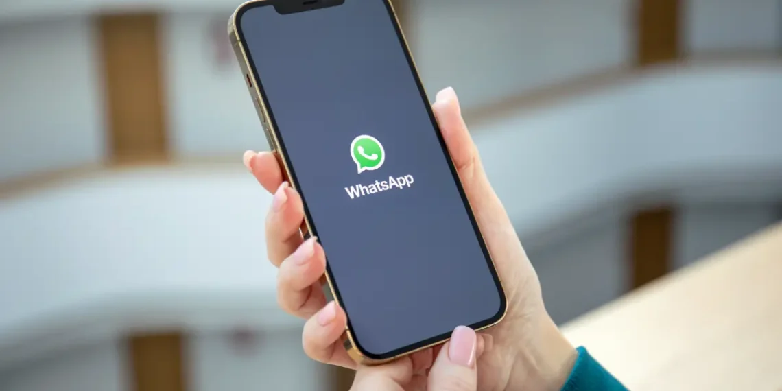 Fim do Whatsapp ilimitado: Claro, Vivo e Tim avaliam medida