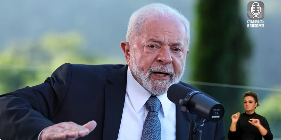 Foz do Iguaçú (PR), 04.07.2023 - Presidente Lula é entrevistado por Marcos Uchoa no programa Conversa com o Presidente, no Palácio do Alvorada.