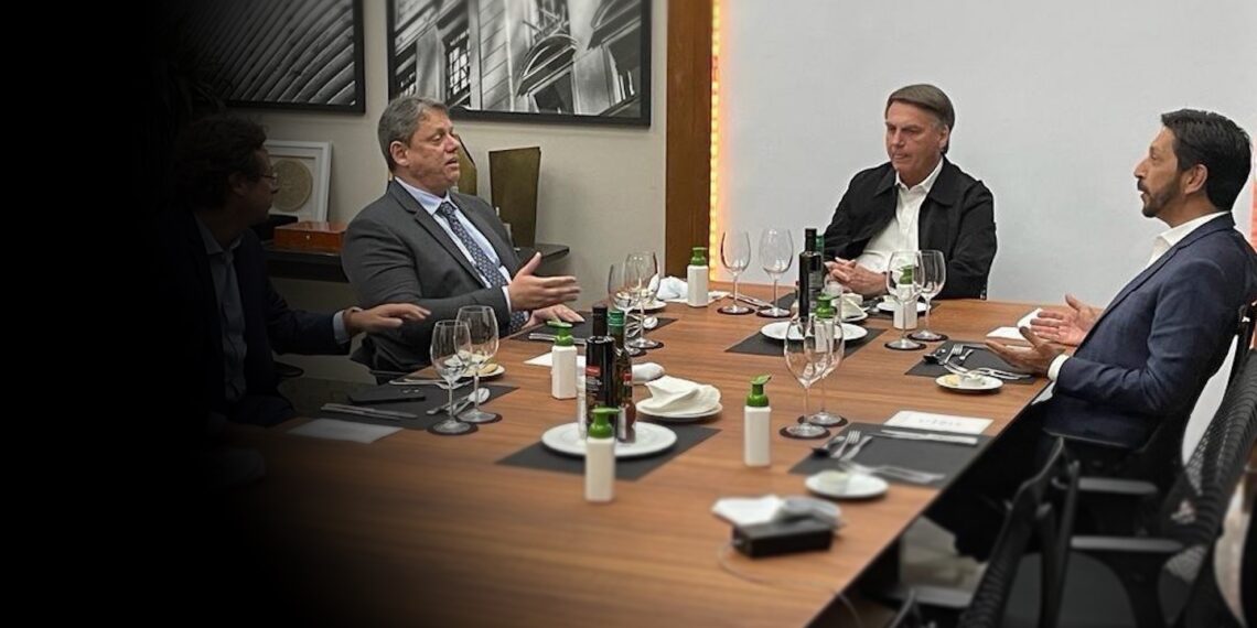 Bolsonaro, Tarcísio e Ricardo Nunes se reúnem em SP para discutir eleições