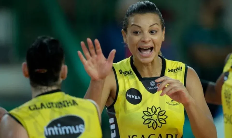 Walewska Oliveira, campeã olímpica de vôlei, morre aos 43 anos 1