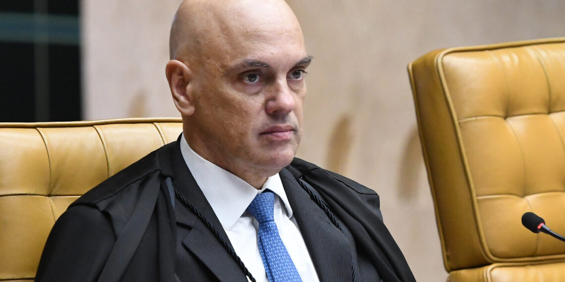 Em decisão controversa, Moraes condena primeiro réu do 8 de janeiro a 17 anos de prisão