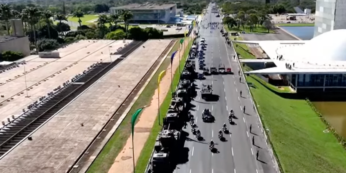 Sob governo Lula, 7 de setembro esvaziado em Brasília custou mais de R$ 3 milhões