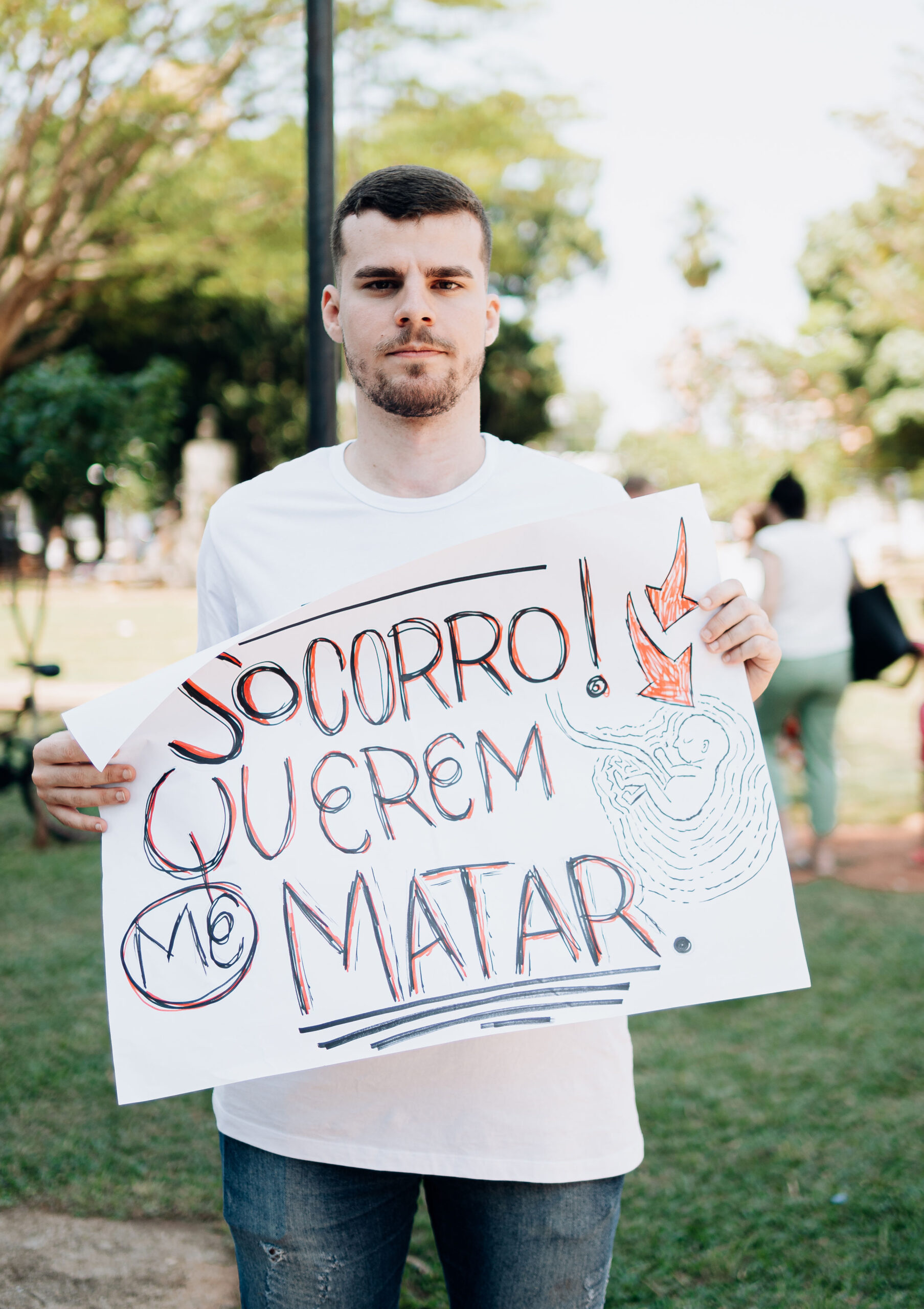 Caminhada pela vida e contra o aborto em Araçatuba/SP — Foto: Alice Sampaio