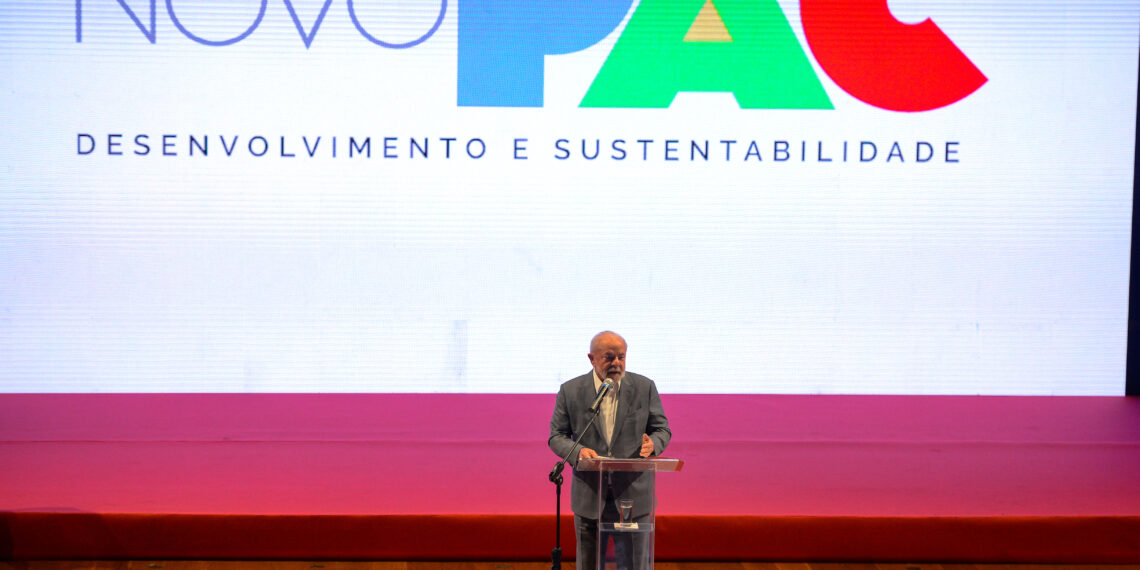 Rio de Janeiro (RJ), 11/08/2023 – O presidente da República, Luiz Inácio Lula da Silva fala durante cerimônia de lançamento do Novo Programa de Aceleração do Crescimento (PAC) No Theatro Municipal, no Rio de Janeiro. Foto: Tomaz Silva/Agência Brasil