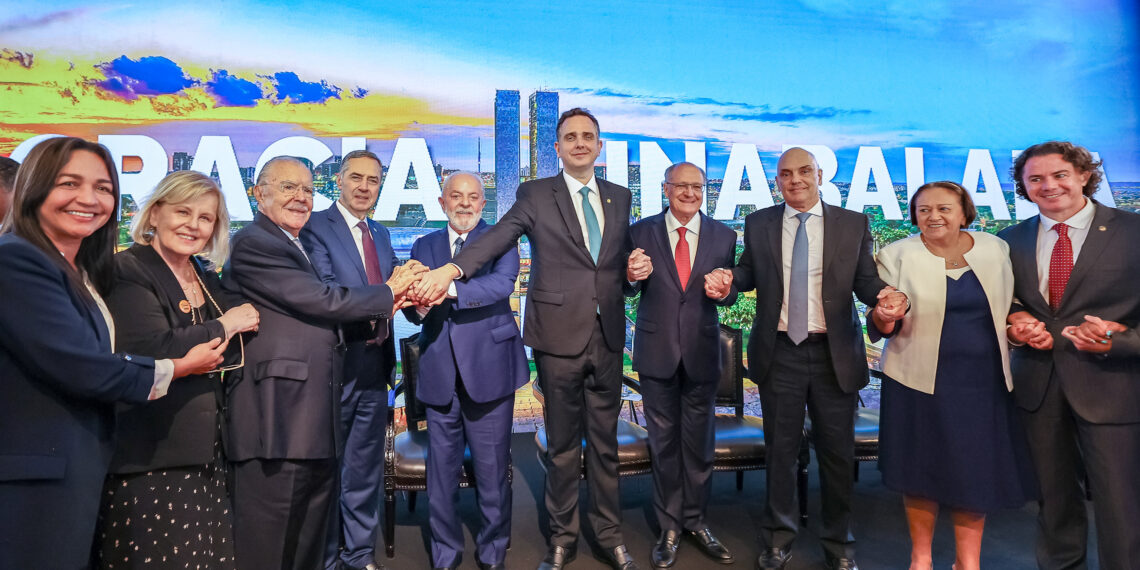 Lira, Calheiros e 15 governadores não compareceram a evento do 8 de janeiro 1