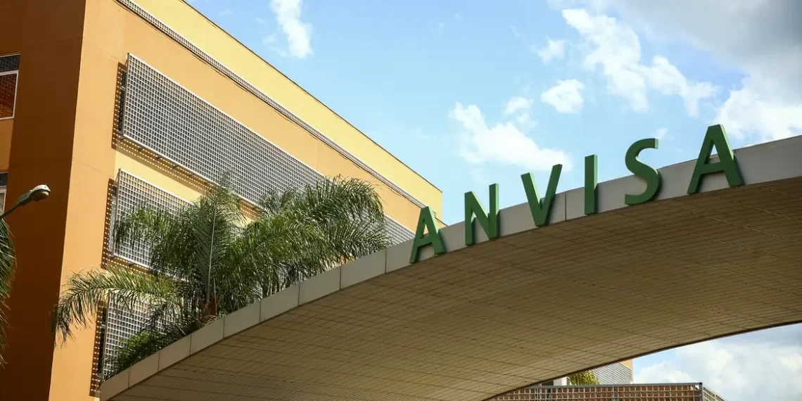 Anvisa anuncia concurso público e oferta 50 vagas; salário inicial é de R$ 16 mil 1