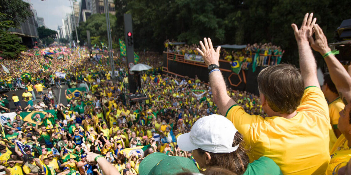 Maioria dos brasileiros diz que manifestação na Paulista foi ‘grande’; apenas 6% falam que ato foi ‘pequeno’ 1