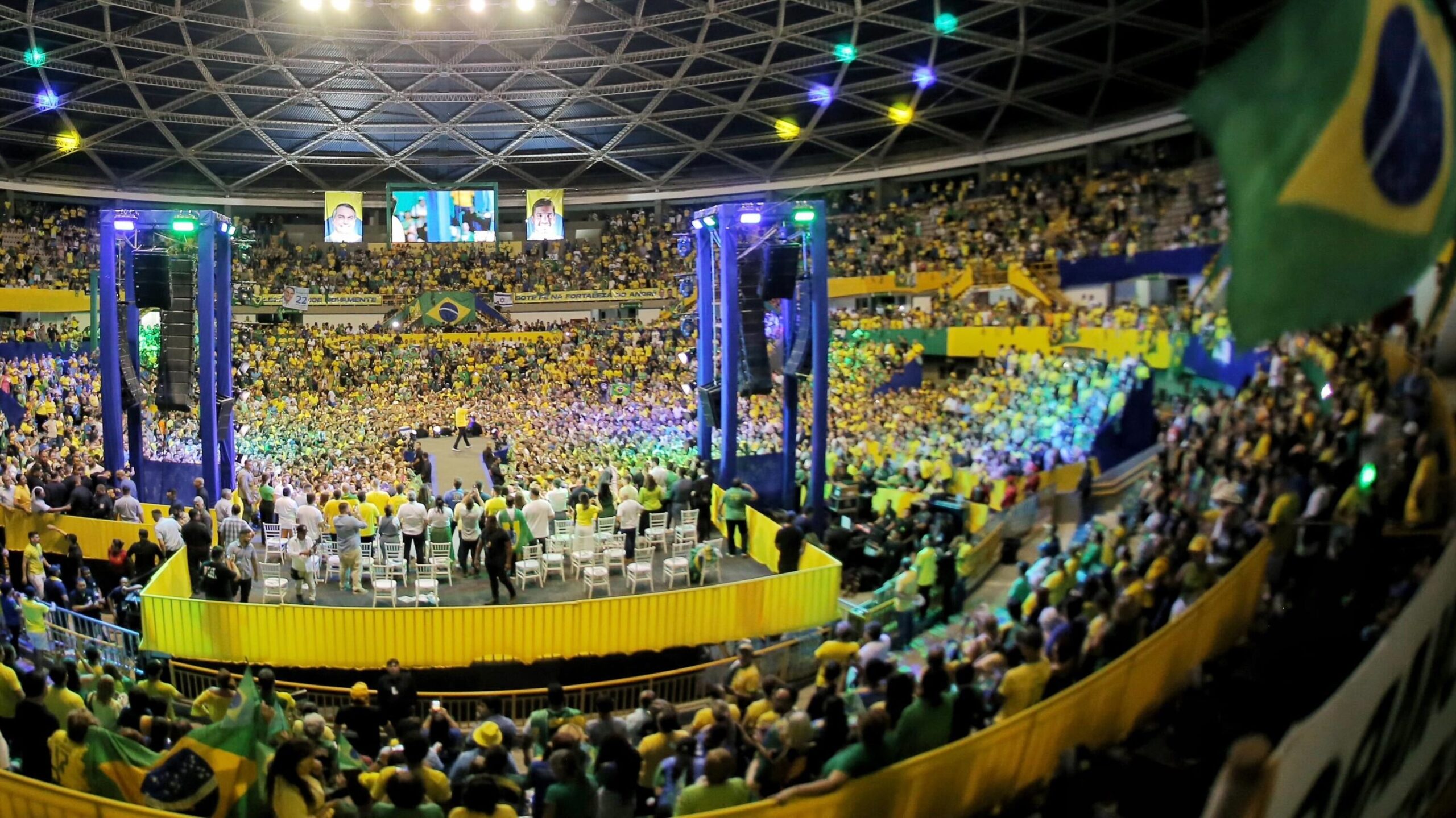 Direita surpreende em Fortaleza e enche ginásio em pré-candidatura de André Fernandes 6