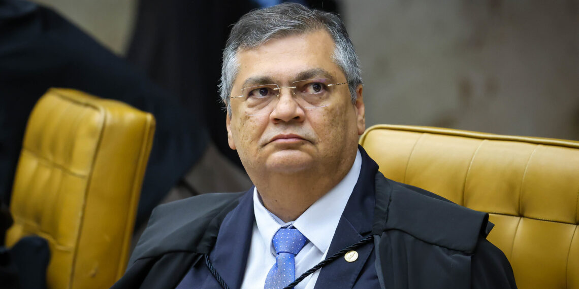 Dino dá 24 horas para associação de prefeitos explicar críticas a bloqueio de emendas