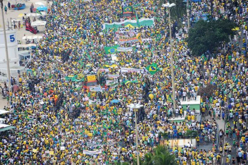 Direita quer lotar orla de Copacabana e encher quarteirões em apoio a Bolsonaro 6