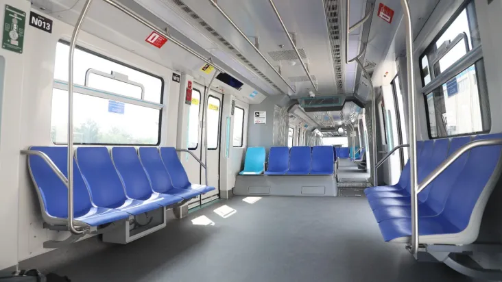 Veja imagens de novo trem da BYD que circulará no Metrô de São Paulo 5