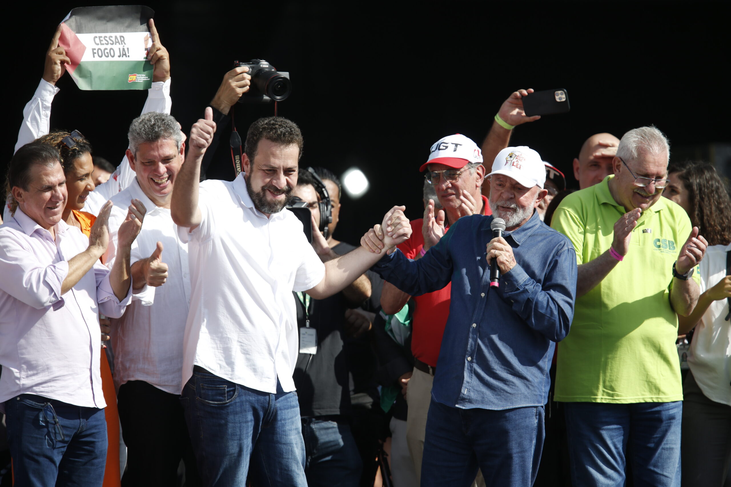 Lula, em evento esvaziado, descumpre legislação eleitoral e pede antecipadamente voto em Boulos; assista 1