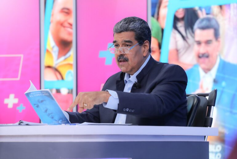 “Quem se assustou que tome um chá de camomila”, diz Maduro após falas de Lula 2 Maduro