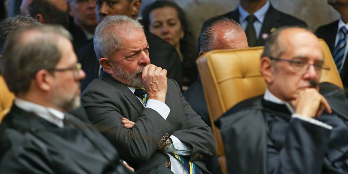 Distante do Congresso, Lula vai se aproximar ainda mais do STF para reorganizar o governo, diz jornal