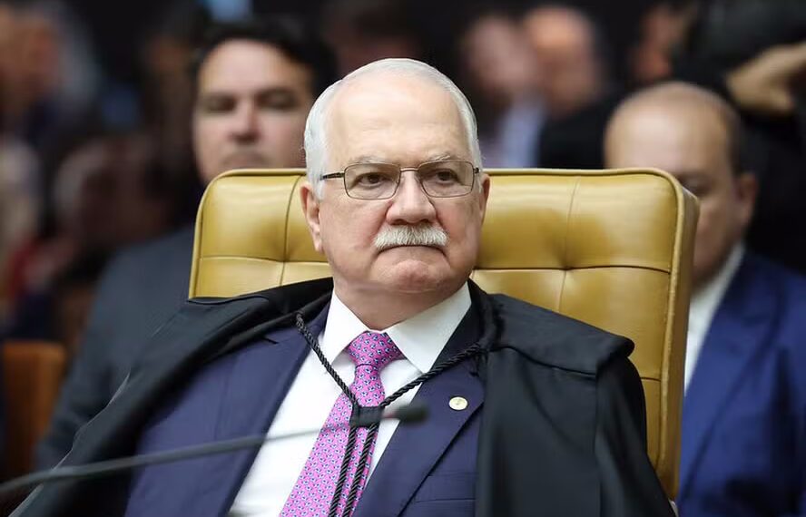 É mentira que problemas na segurança do Rio são resultado da ação do STF, diz ministro Edson Fachin