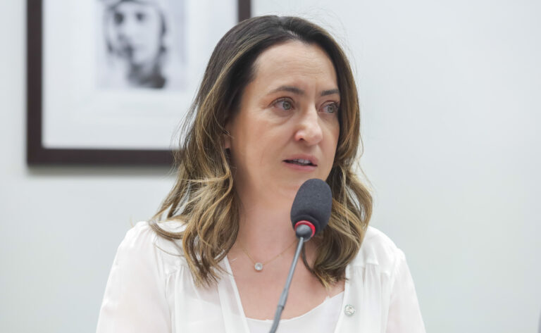 Rosângela Moro defende anistia aos alvos do 8/1 e pede união da direita para as eleições de 2026 - Portais