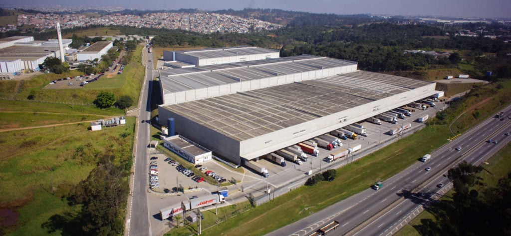 Fechamento em massa: crise econômica atinge shoppings e 10 grandes varejistas encerram operações; veja 2 Fechamento em massa: crise econômica atinge shoppings e 10 grandes varejistas encerram operações; veja 1