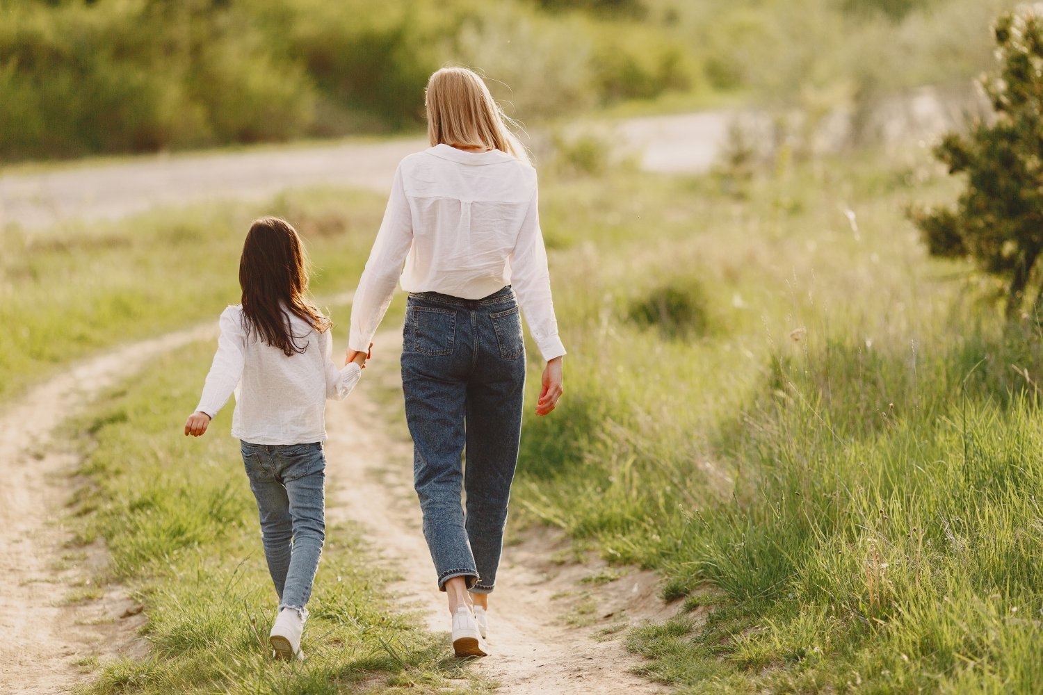 Ser mãe segundo o coração de Deus: mais do que palavras, um chamado ao exemplo vivo 2 Ser mãe segundo o coração de Deus: mais do que palavras, um chamado ao exemplo vivo 1