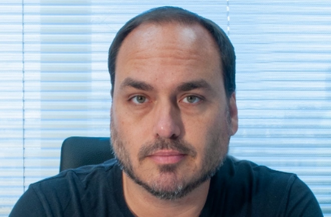 Dois dias após anunciar pretensão de disputar o Senado, Carlos Bolsonaro é indiciado pela PF 2 Dois dias após anunciar pretensão de disputar o Senado, Carlos Bolsonaro é indiciado pela PF 1